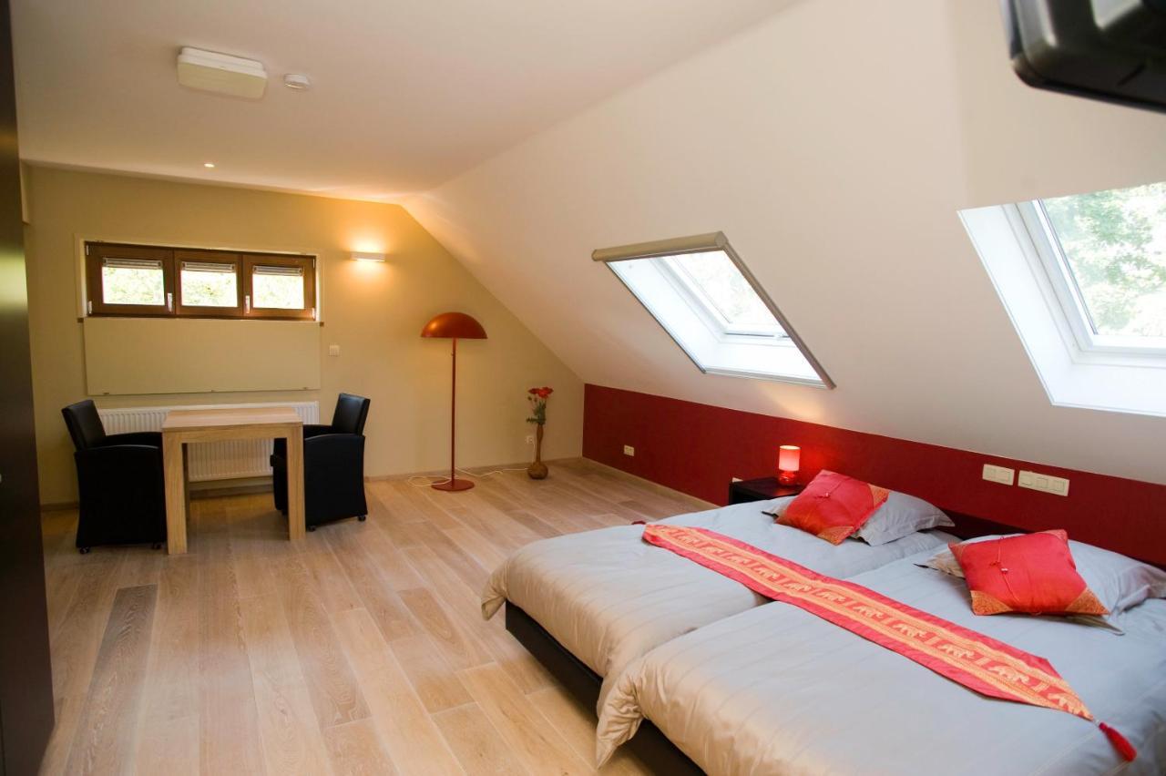 De Kiezel Bed & Breakfast Hasselt Exterior foto